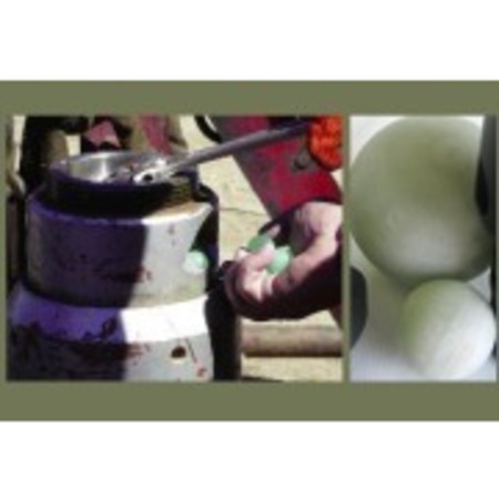 PROFESSIONAL PLASTICS Natural Frac Ball 4 L BALLFR42.500NAFRAC